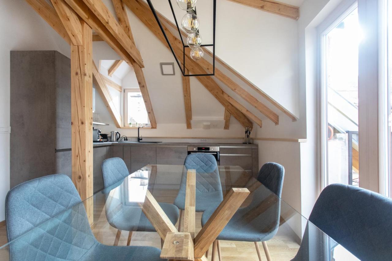 Bright & Spacious Loft In The Heart Of Old Town リュブリャナ エクステリア 写真